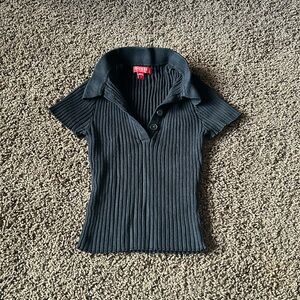 Guess polo black crop top